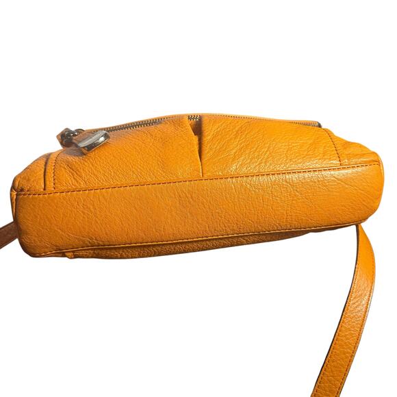 B Makowsky Orange Leather Crossbody Shoulder Bag Purse Adjustable Strap Medium - Picture 4 of 16